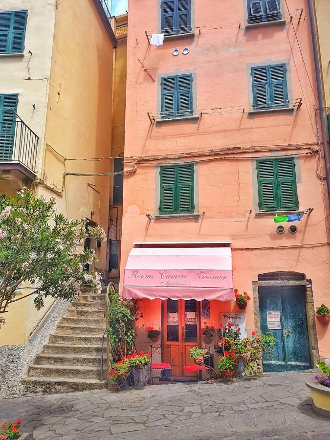 Ubetty Village Center Two-Bedrooms Apartment 5Terreparco Riomaggiore Exterior photo
